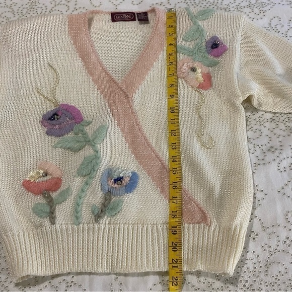 Vintage embellished wrap sweater size M - Picture 11 of 13